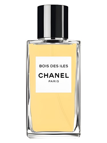 Chanel Bois des Iles perfume bottle