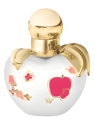 Nina Ricci Nina Fantasy perfume bottle
