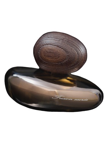 Majda Bekkali Fusion Sacrée Obscur perfume bottle