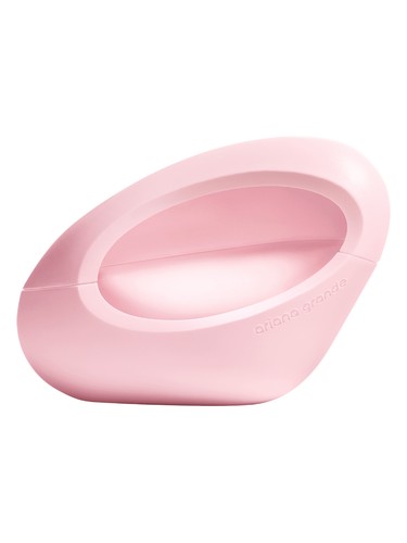 Ariana Grande Mod Blush perfume bottle